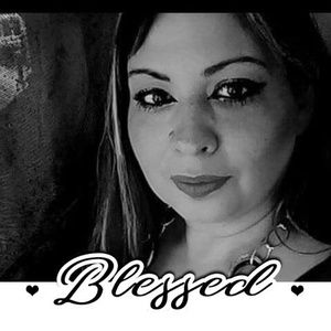 Meet your Posher, Abigail